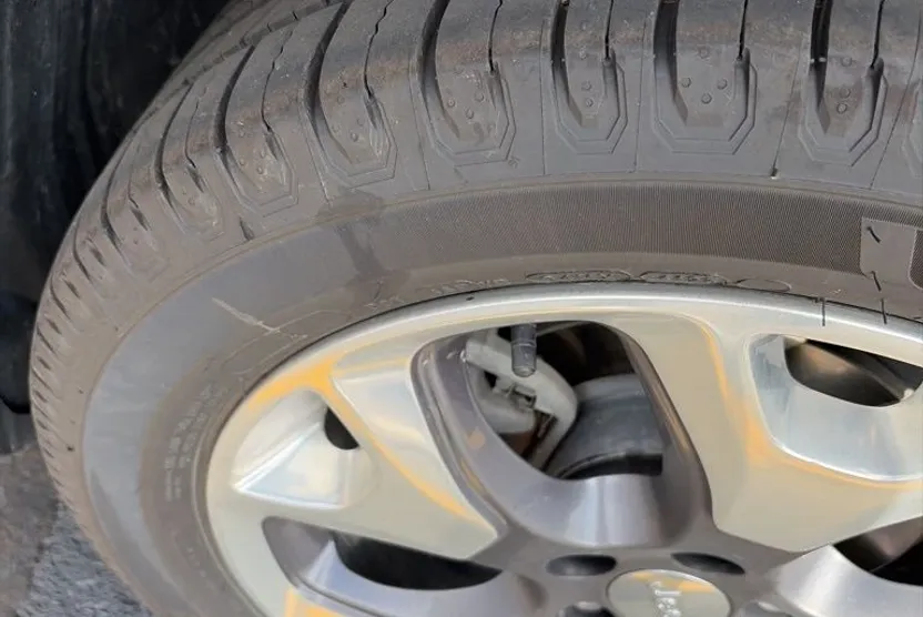 2020 Jeep Compass Limited photo 1