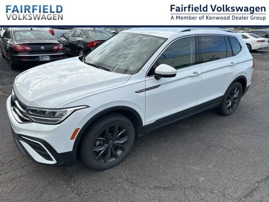 2022 Volkswagen Tiguan SE photo 1