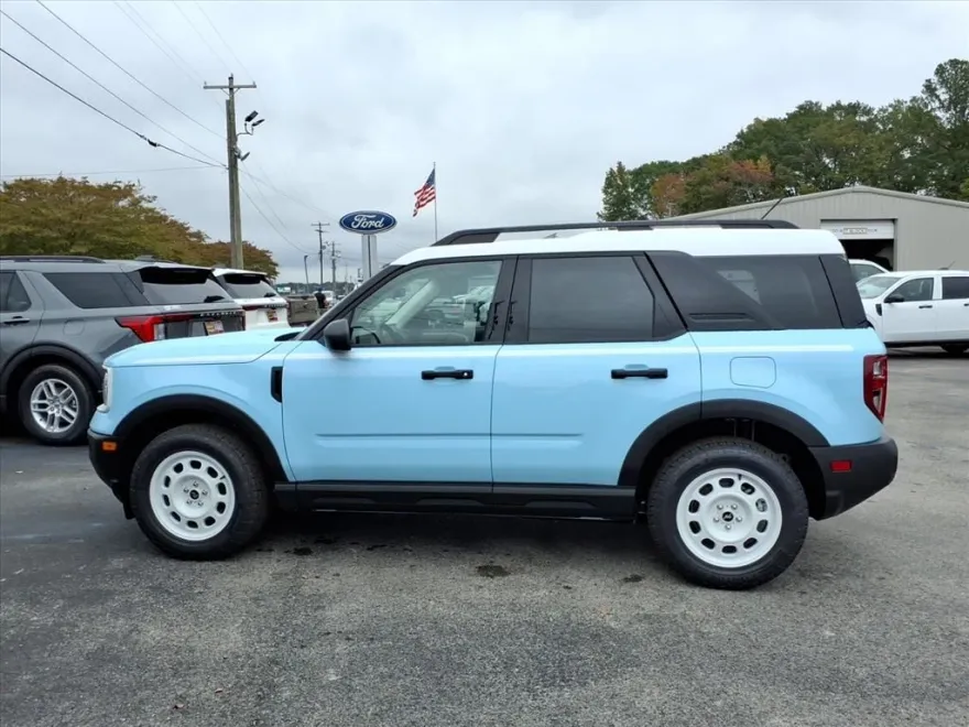 2025 Ford Bronco Sport Heritage photo 1