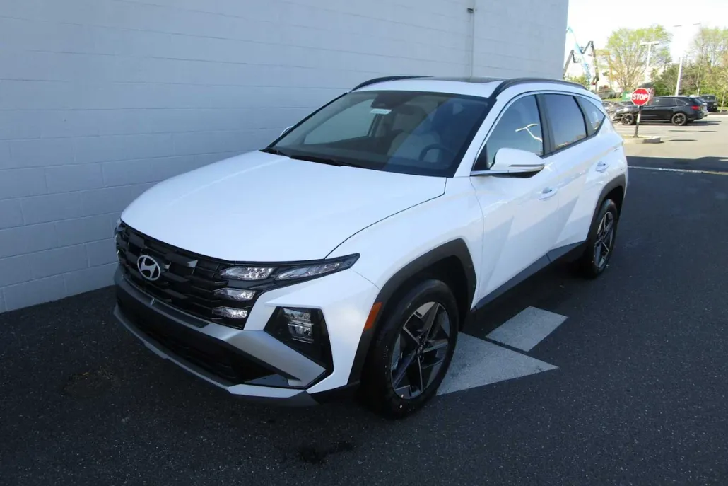 2025 Hyundai Tucson SEL Convenience photo 1