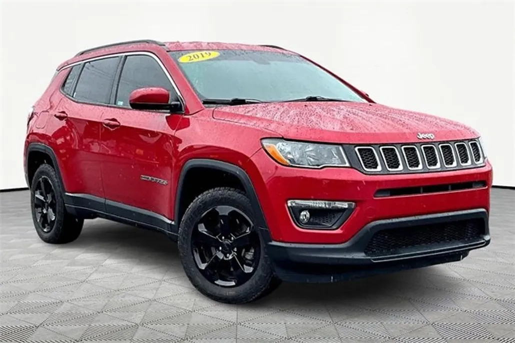 2019 Jeep Compass Latitude photo 1