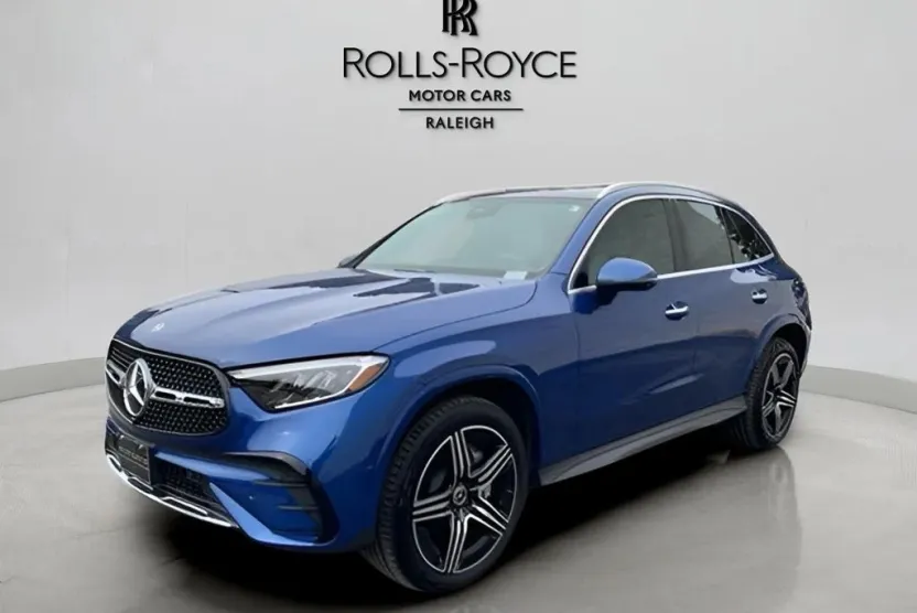 2023 Mercedes Benz GLC 300 photo 1