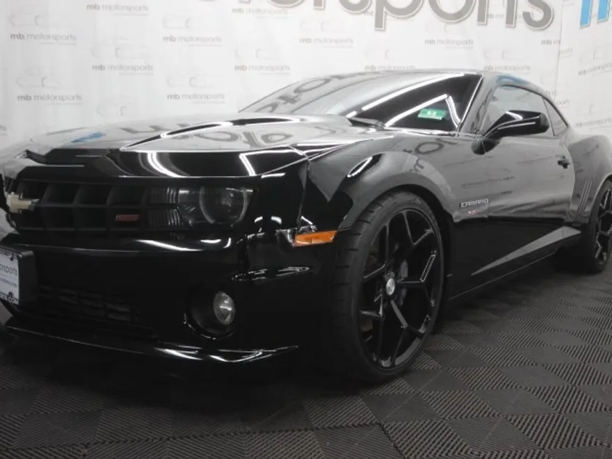 2011 Chevrolet Camaro 2SS photo 1