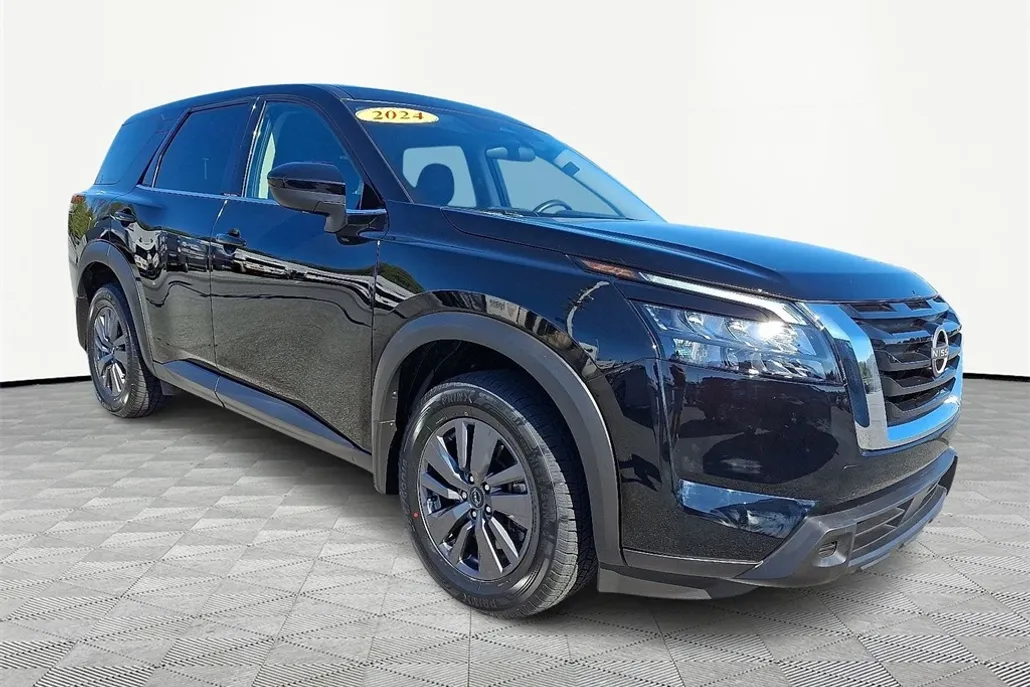 2024 Nissan Pathfinder S photo 1