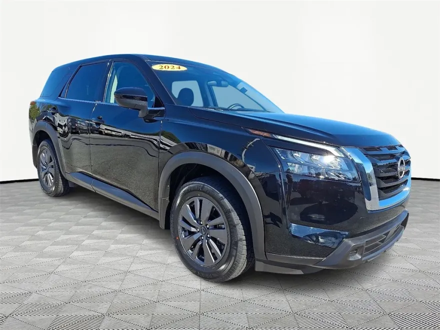 2024 Nissan Pathfinder S photo 1