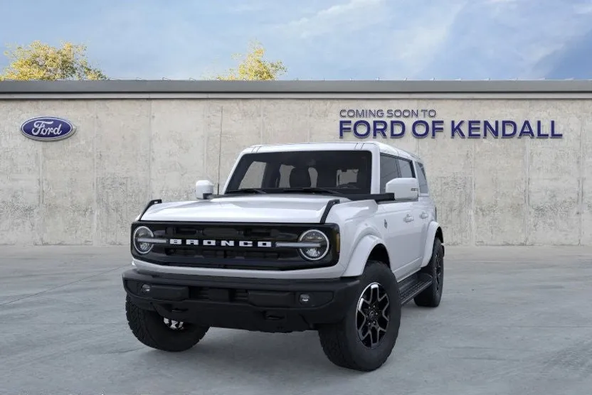 2025 Ford Bronco Outer Banks photo 1