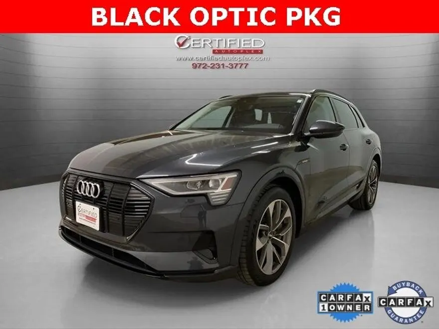 2021 Audi e-tron Premium photo 1
