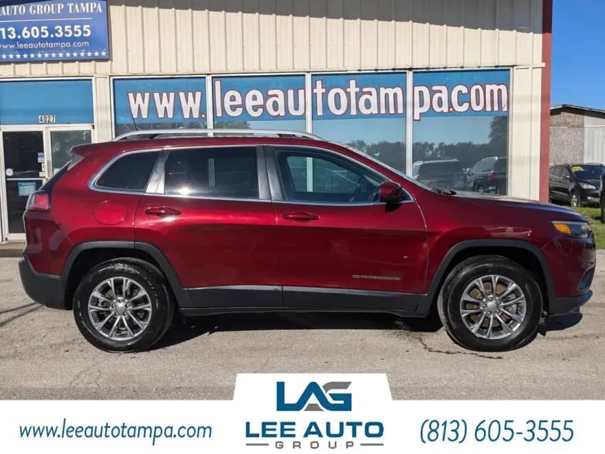 2019 Jeep Cherokee Latitude photo 1