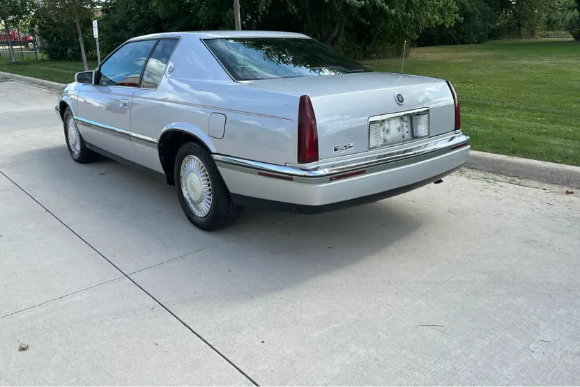 1993 Cadillac Eldorado photo 1