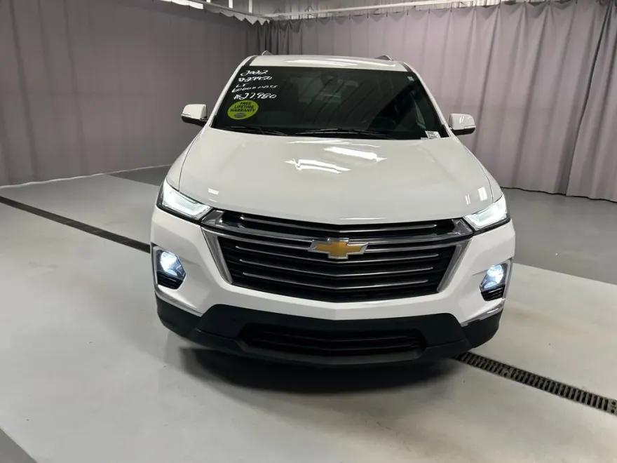 2022 Chevrolet Traverse Cloth photo 1