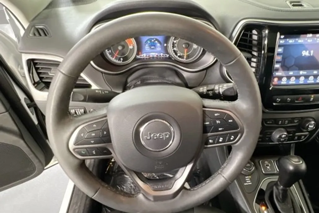 2022 Jeep Cherokee Limited photo 1