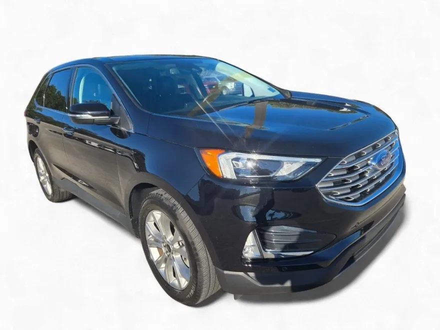 2024 Ford Edge Titanium photo 1