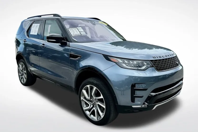 2020 Land Rover Discovery Landmark photo 1