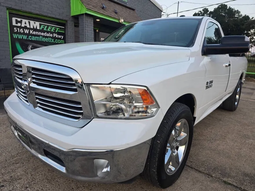 2016 Ram 1500 SLT photo 1