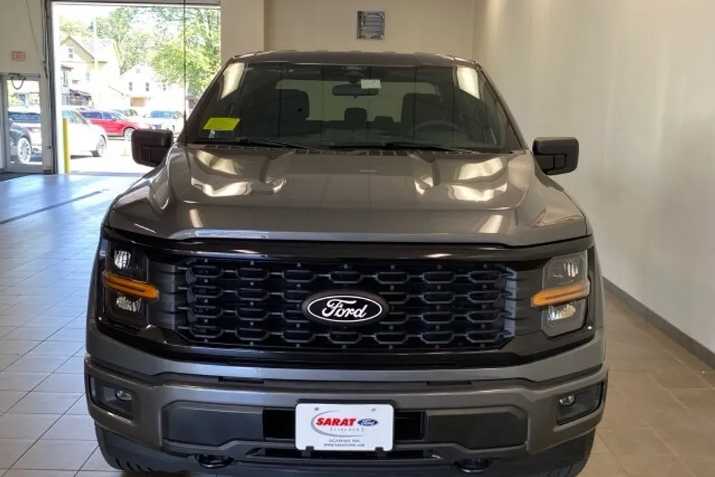 2025 Ford F-150 STX photo 1