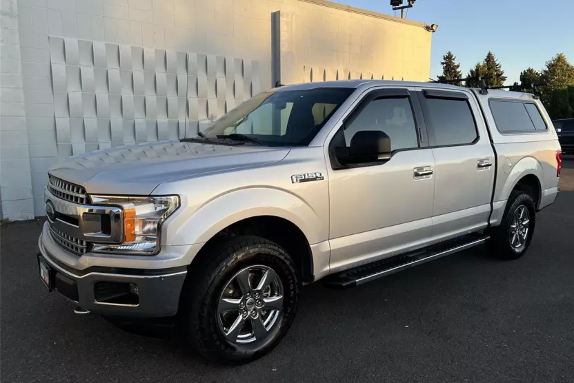2019 Ford F-150 XLT photo 1