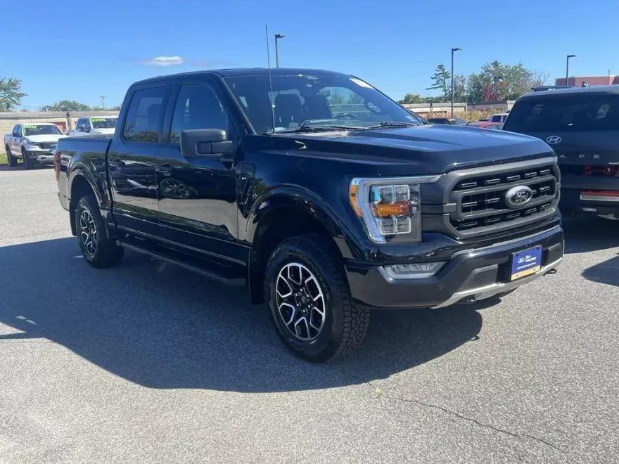 2021 Ford F-150 XLT FX4 photo 1