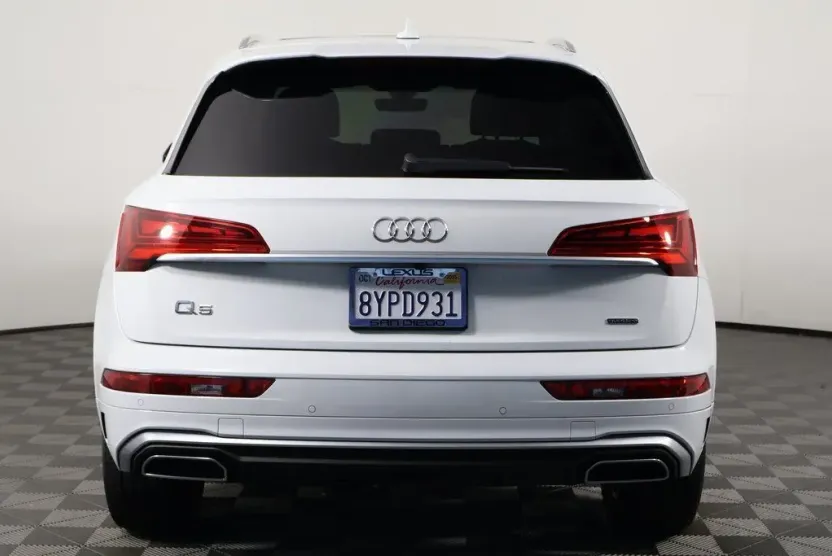 2022 Audi Q5 45 S line Premium photo 1