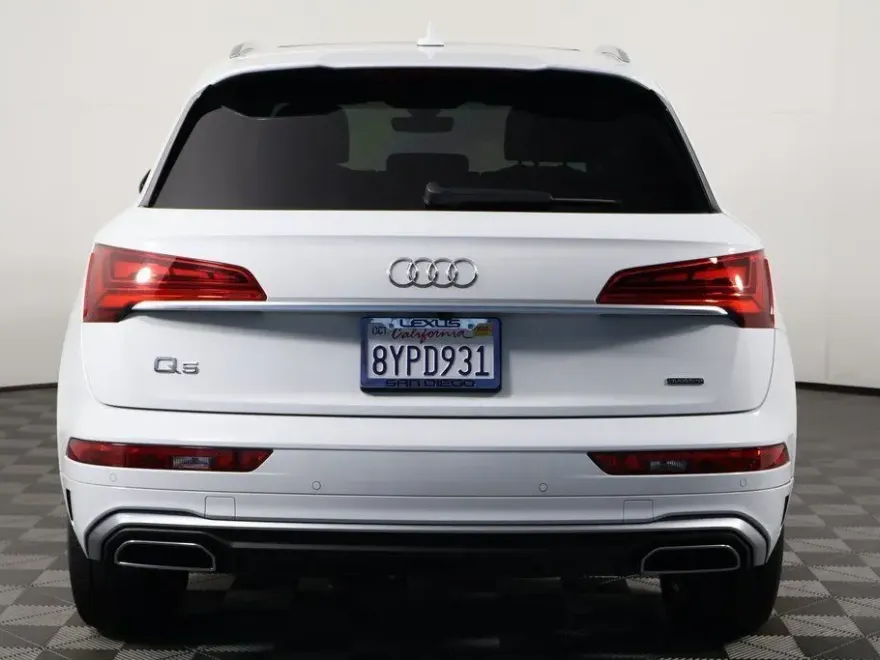 2022 Audi Q5 45 S line Premium photo 1