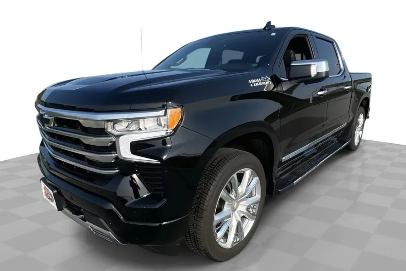 2023 Chevrolet Silverado 1500 High Country photo 1