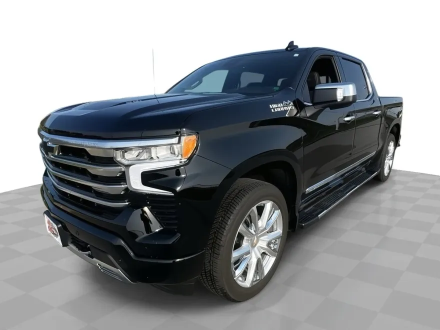 2023 Chevrolet Silverado 1500 High Country photo 1