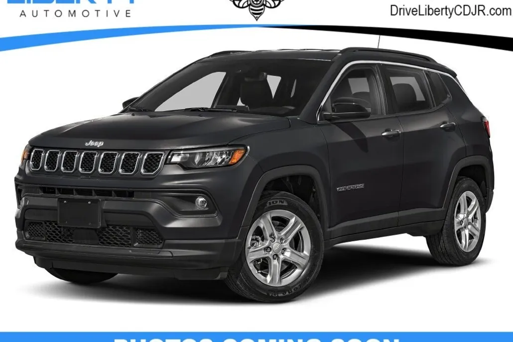 2025 Jeep Compass Latitude photo 1