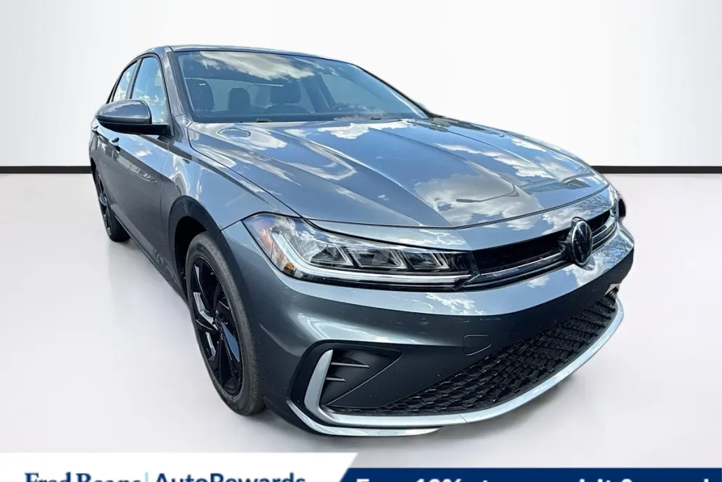 2025 Volkswagen Jetta 1.5T SE photo 1
