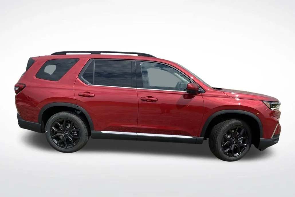 2025 Honda Pilot Touring photo 1