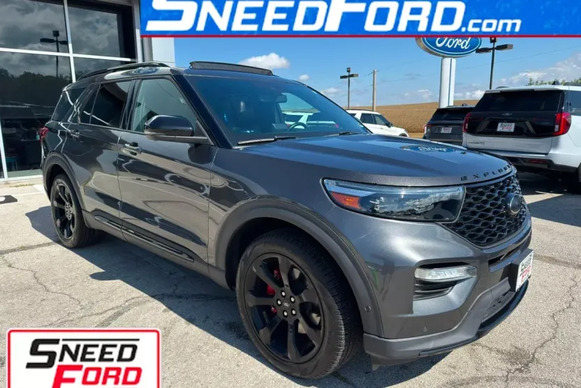 2020 Ford Explorer ST photo 1