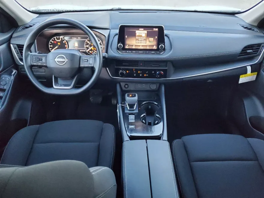 2025 Nissan Rogue S photo 1