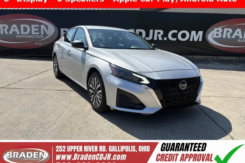 2024 Nissan Altima 2.5 SV photo 1