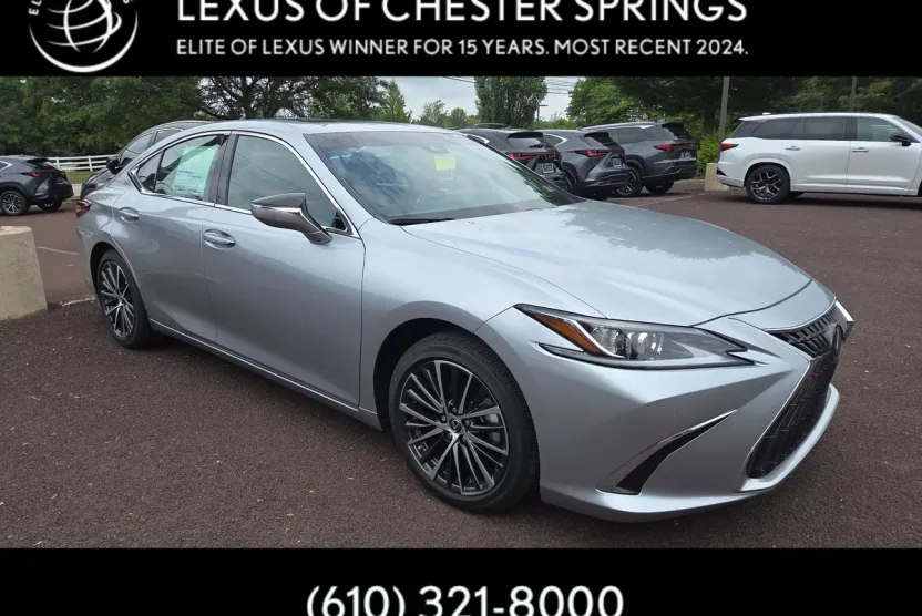 2025 Lexus ES 300h Premium photo 1