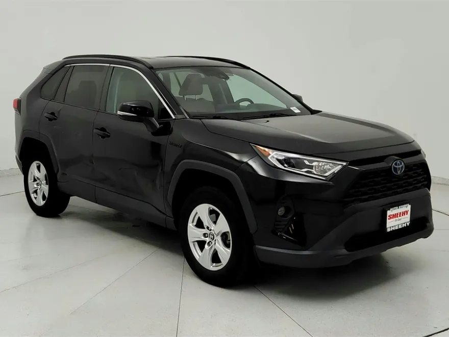 2020 Toyota RAV4 Hybrid XLE photo 1