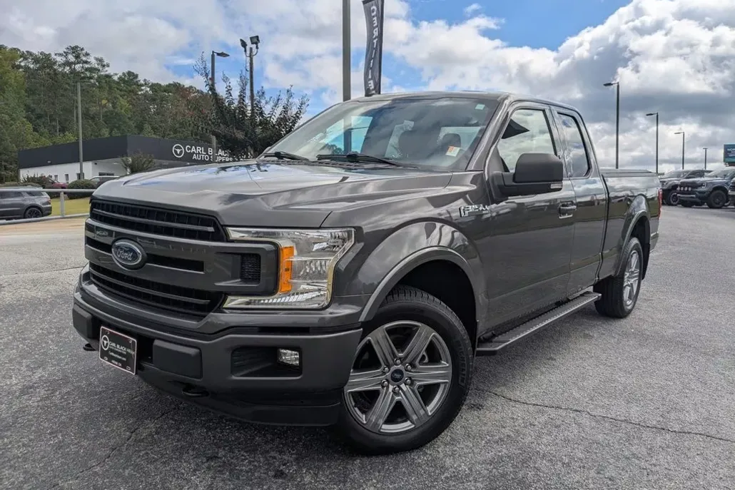 2019 Ford F-150 XLT photo 1