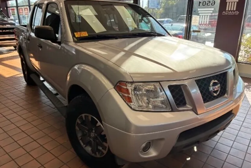 2014 Nissan Frontier Desert Runner photo 1