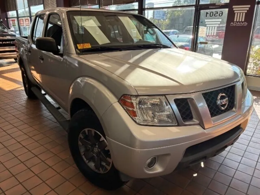 2014 Nissan Frontier Desert Runner photo 1