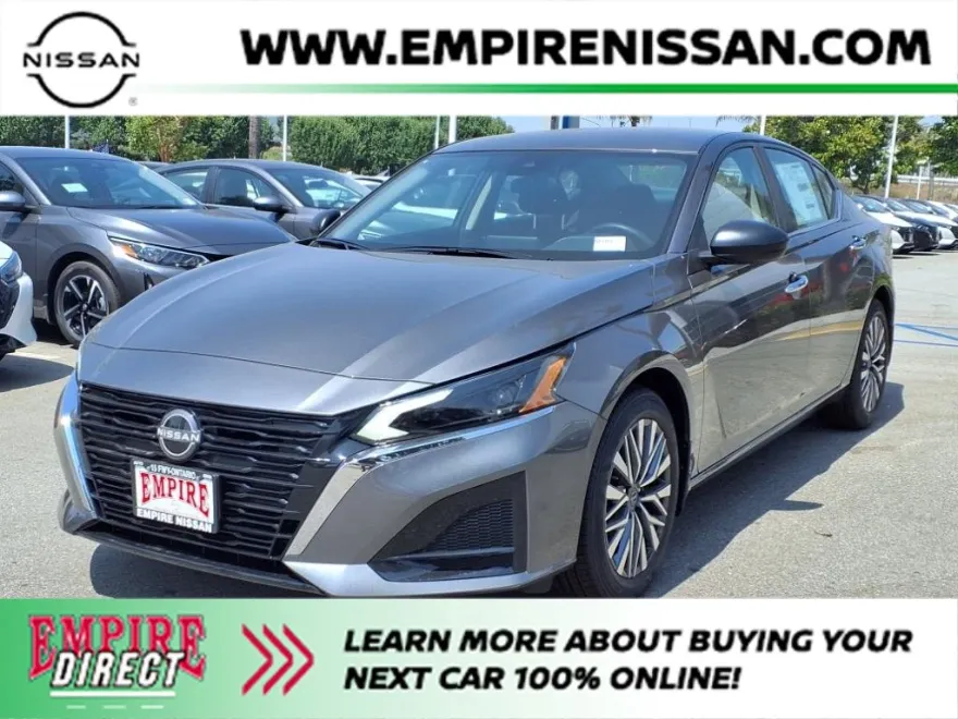 2025 Nissan Altima SV photo 1