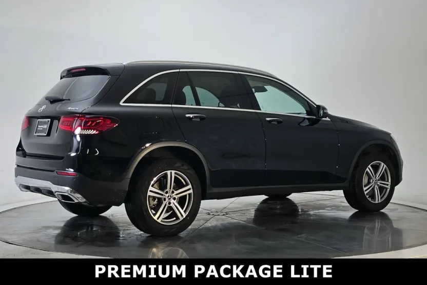 2022 Mercedes Benz GLC 300 4MATIC photo 1
