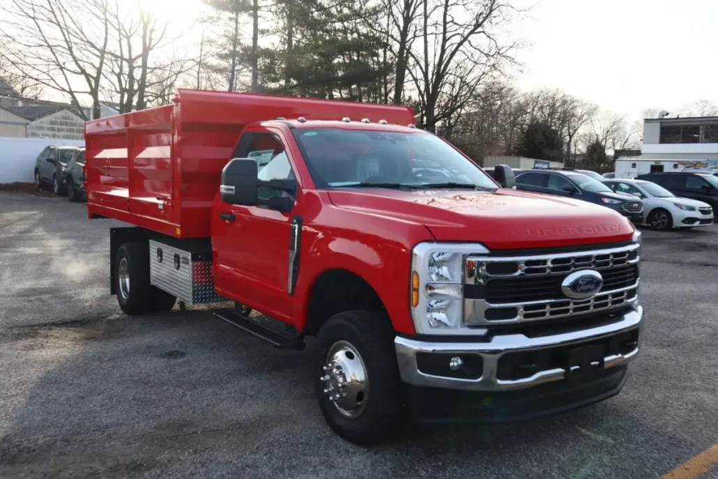 2024 Ford F-350 XL photo 1