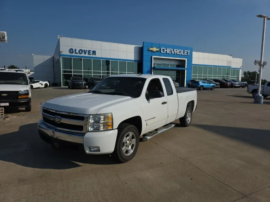 2008 Chevrolet Silverado 1500 LT1 photo 1