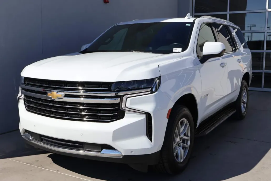 2023 Chevrolet Tahoe LT photo 1