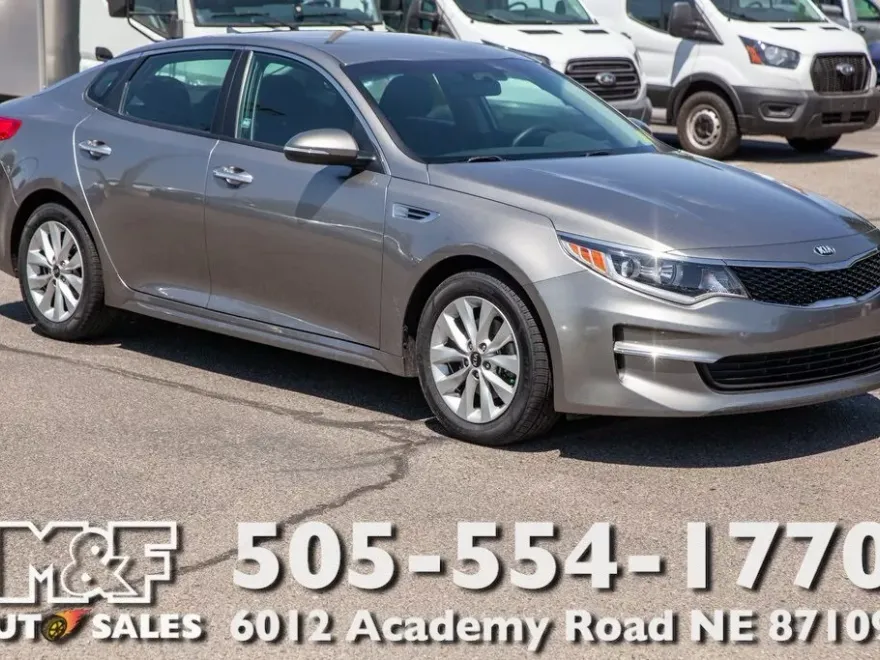 2018 Kia Optima LX photo 1