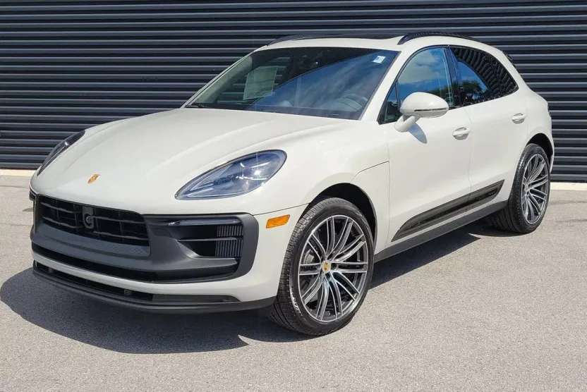 2026 Porsche Macan GTS photo 1