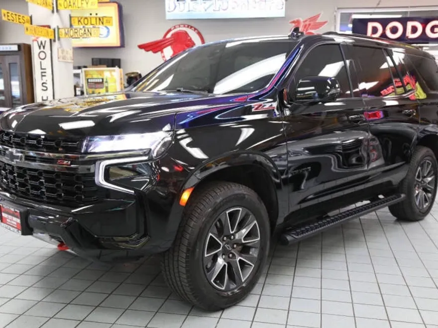 2021 Chevrolet Tahoe Z71 photo 1