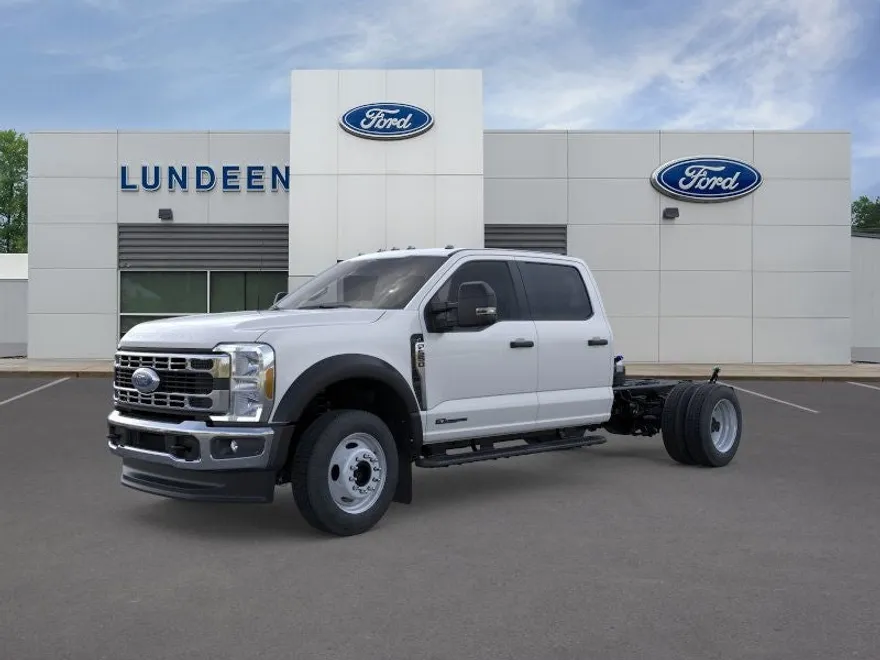 2025 Ford F-550 XL photo 1