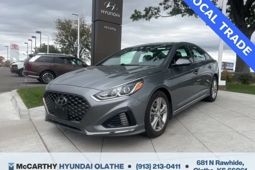 2018 Hyundai Sonata Sport photo 1