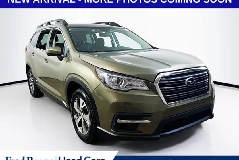 2022 Subaru Ascent Premium photo 1