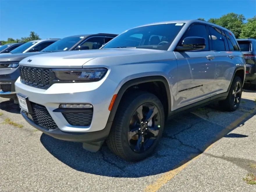 2025 Jeep Grand Cherokee Limited photo 1