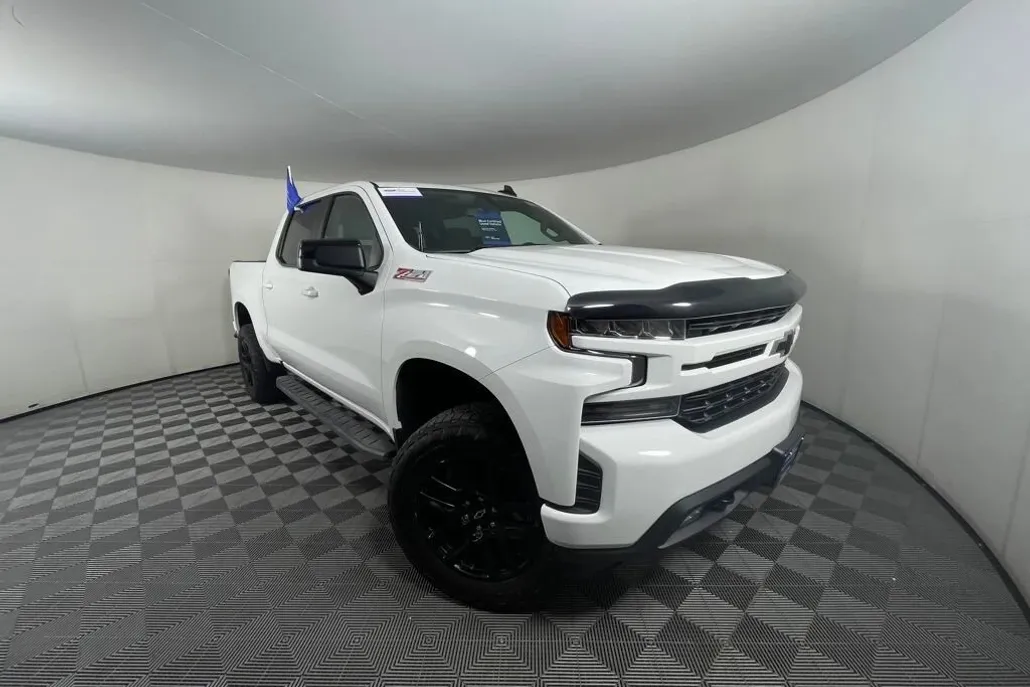 2022 Chevrolet Silverado 1500 RST photo 1