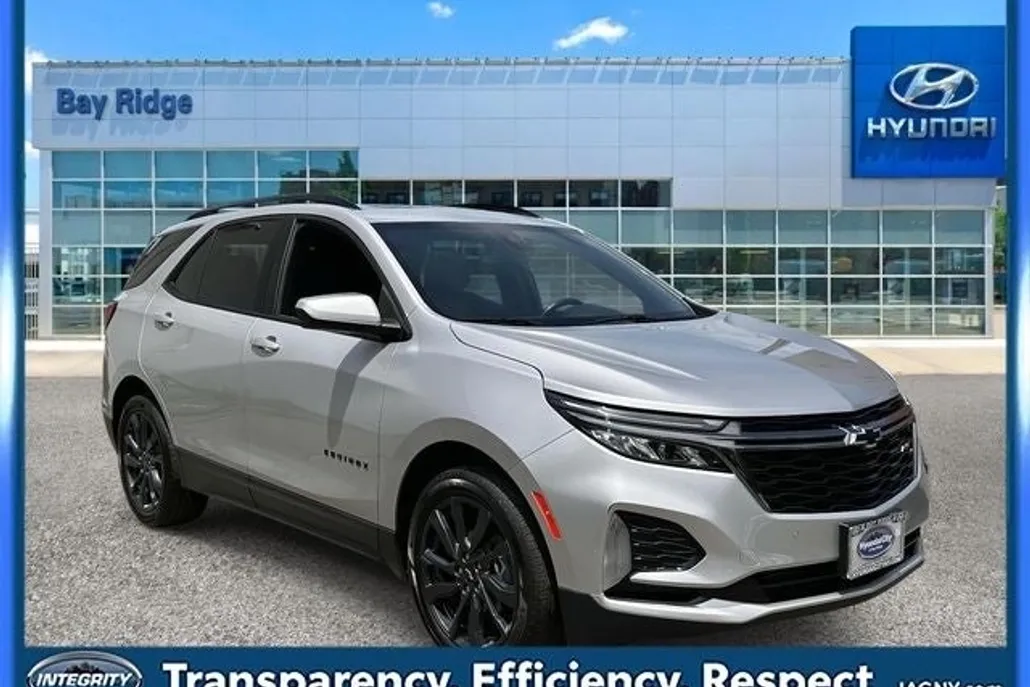 2022 Chevrolet Equinox RS photo 1